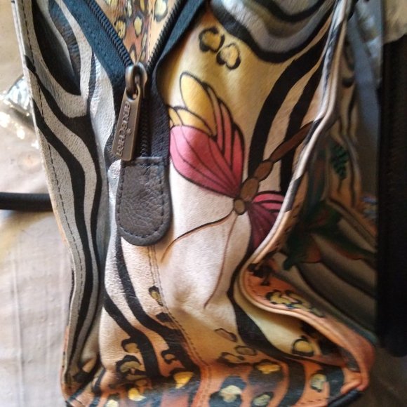 Anuschka  shoulder bag and wallet - Picture 8 of 8